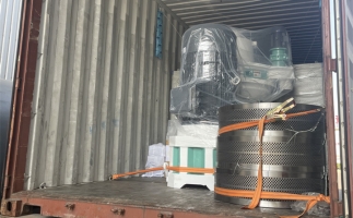 2套160kw鋸末顆粒機發往東南亞，生產線已裝車，準備發貨